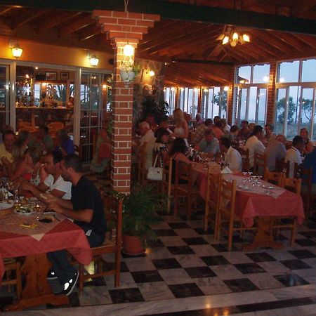 Anaxos Hotel 外观 照片