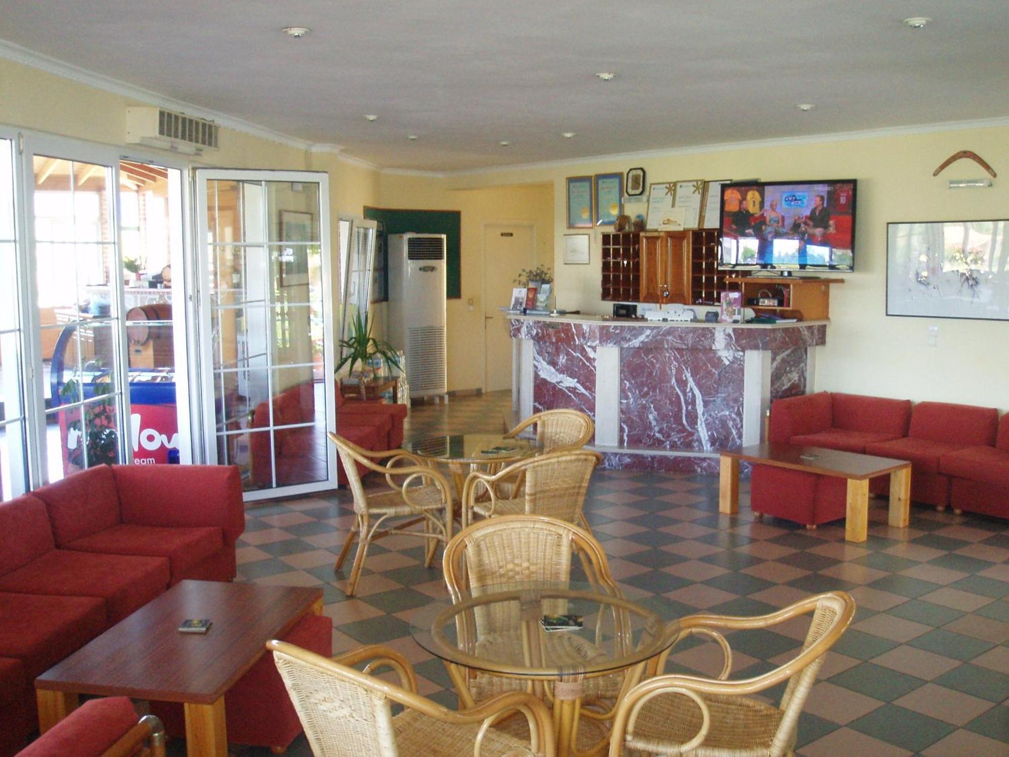 Anaxos Hotel 外观 照片