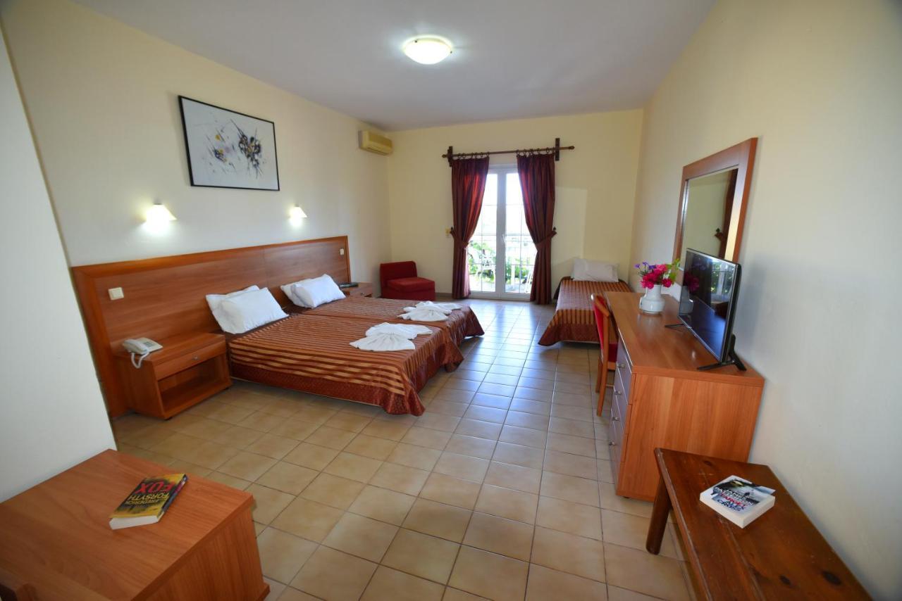 Anaxos Hotel 外观 照片