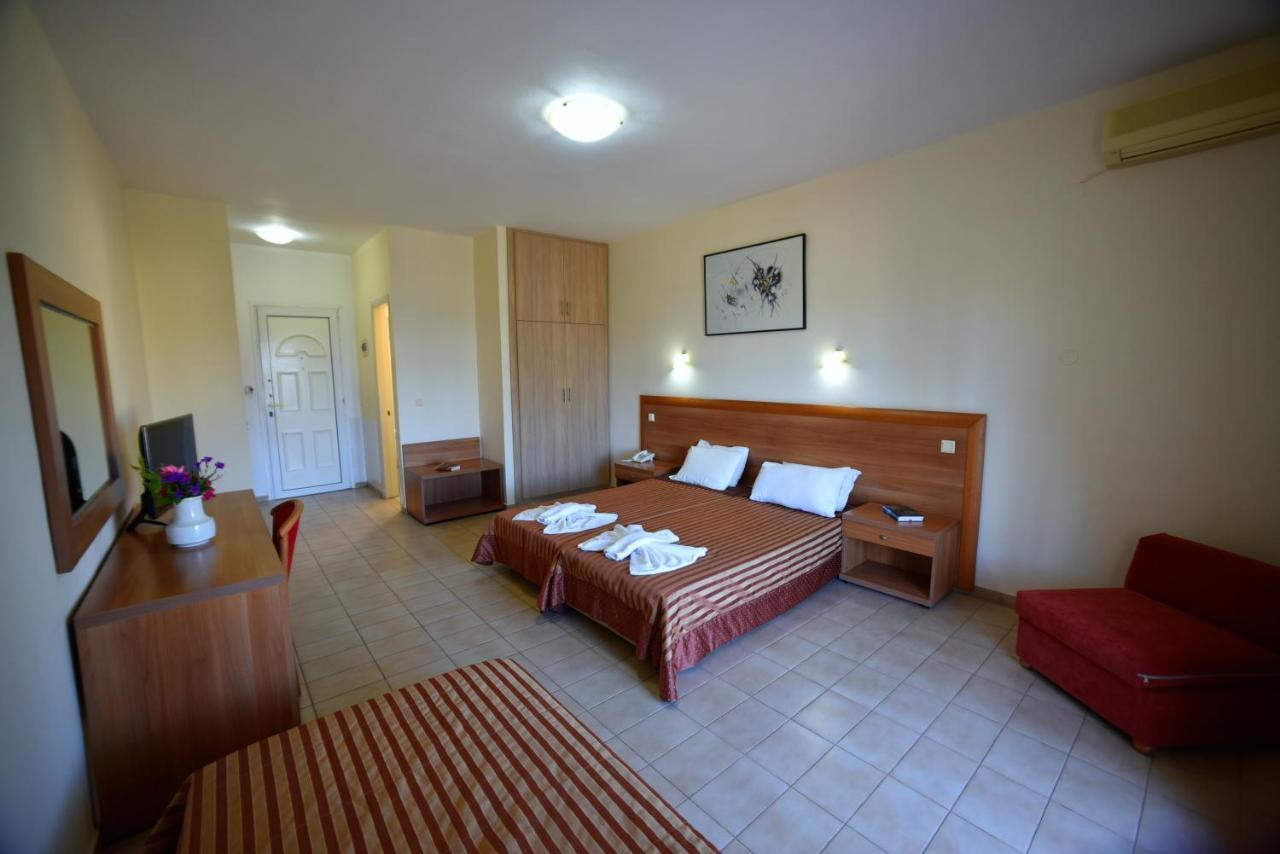 Anaxos Hotel 外观 照片